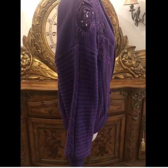 SUZELLE Vintage Sweater. 1980's. Lambswool and Angora Rabbit. Size Medium.  AL - Picture 4 of 7